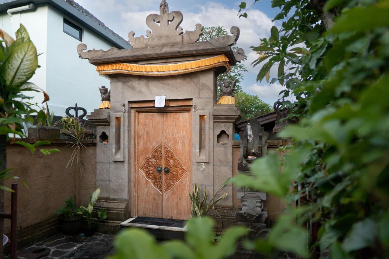 Angel House Ubud Buitenkant foto